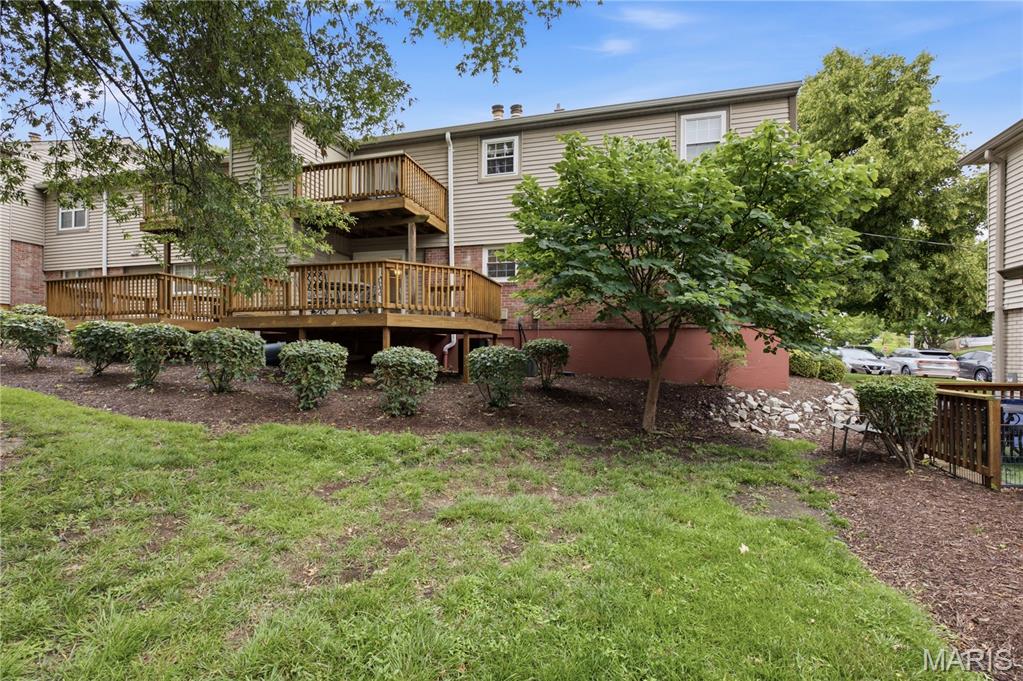 1443 Bobolink Place