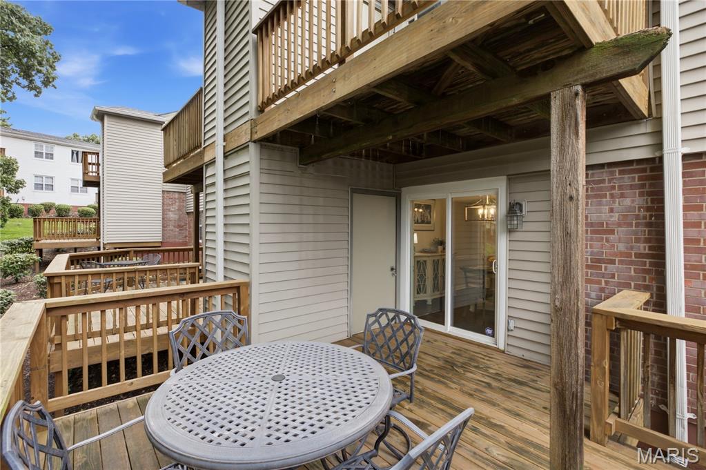 1443 Bobolink Place