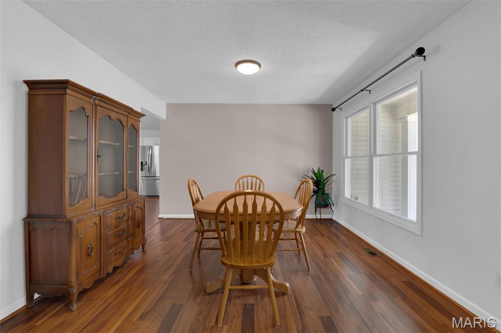 2202 Wild Pigeon Drive