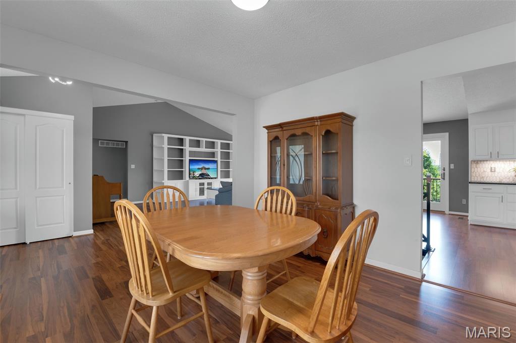 2202 Wild Pigeon Drive