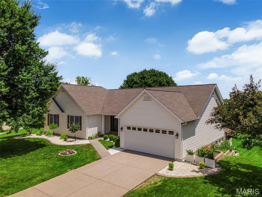 2202 Wild Pigeon Drive