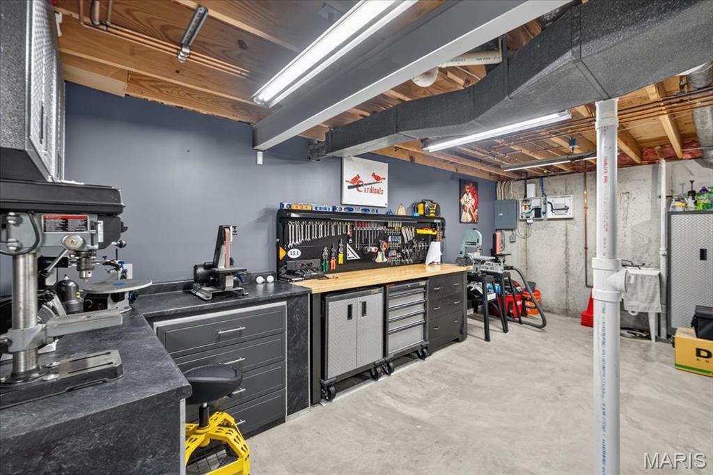 315 Claymont Cove Court