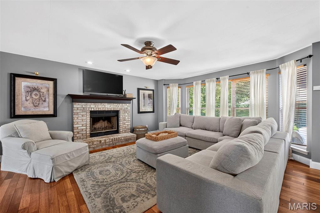 1211 Lake Canyon View