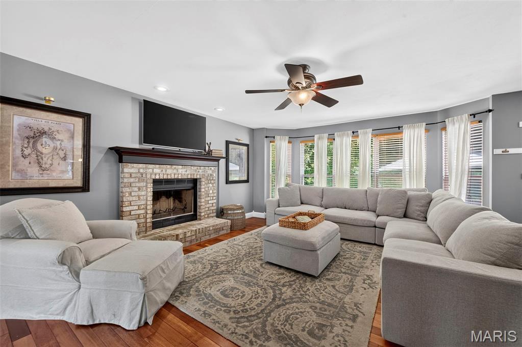 1211 Lake Canyon View
