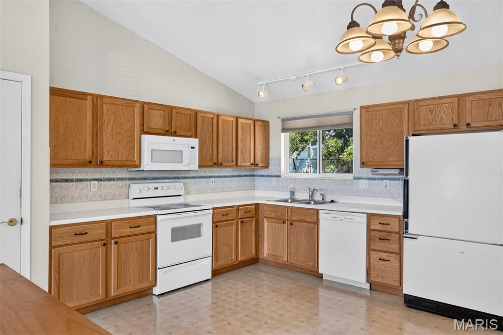 7 Red Cedar Parc Court