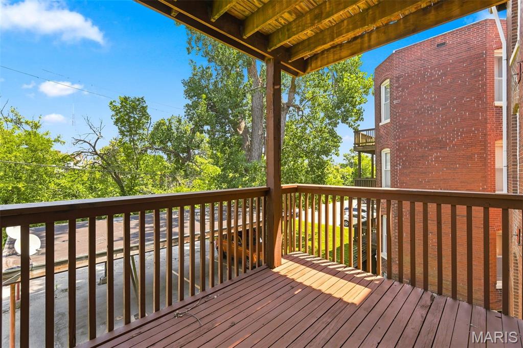 5885 Nina Place Unit: 2E