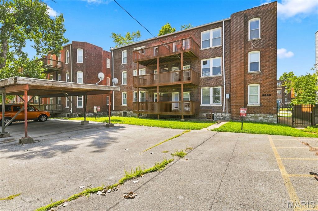 5885 Nina Place Unit: 2E