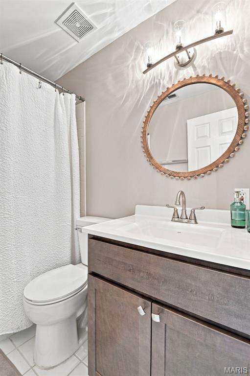 5885 Nina Place Unit: 2E