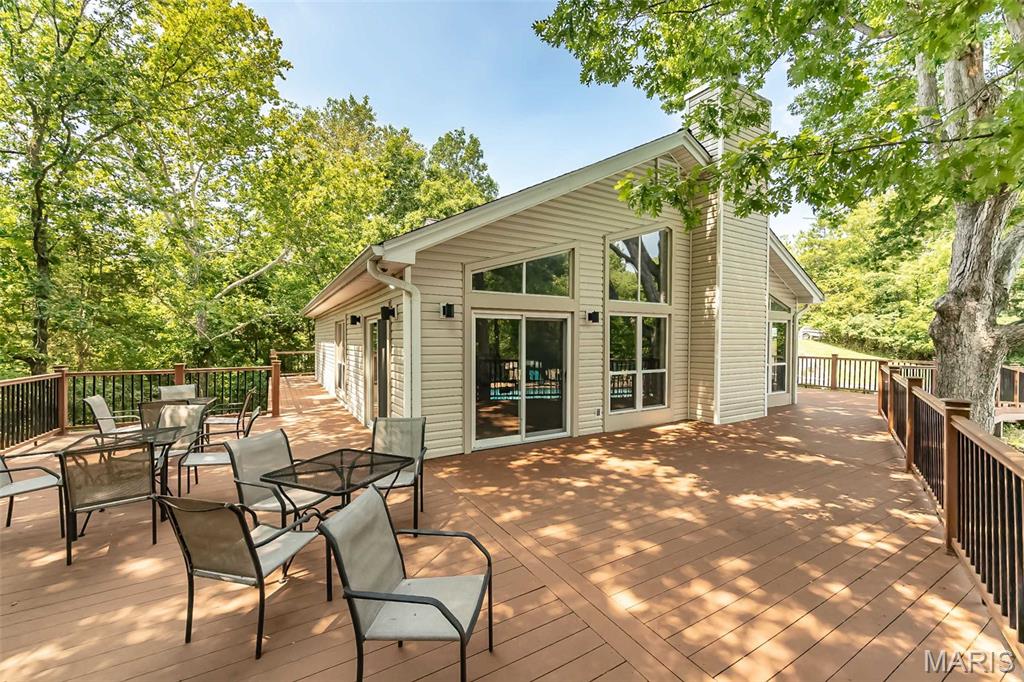 817 Woodside Trails Drive