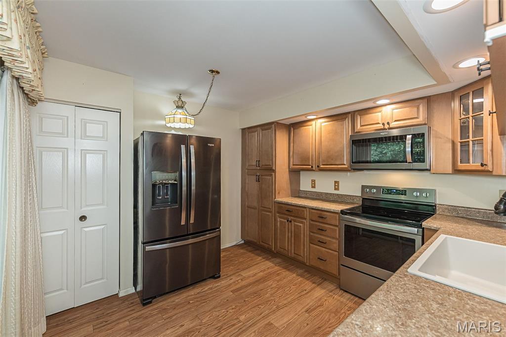 817 Woodside Trails Drive