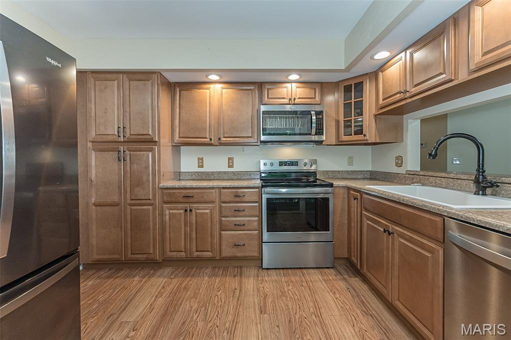 817 Woodside Trails Drive