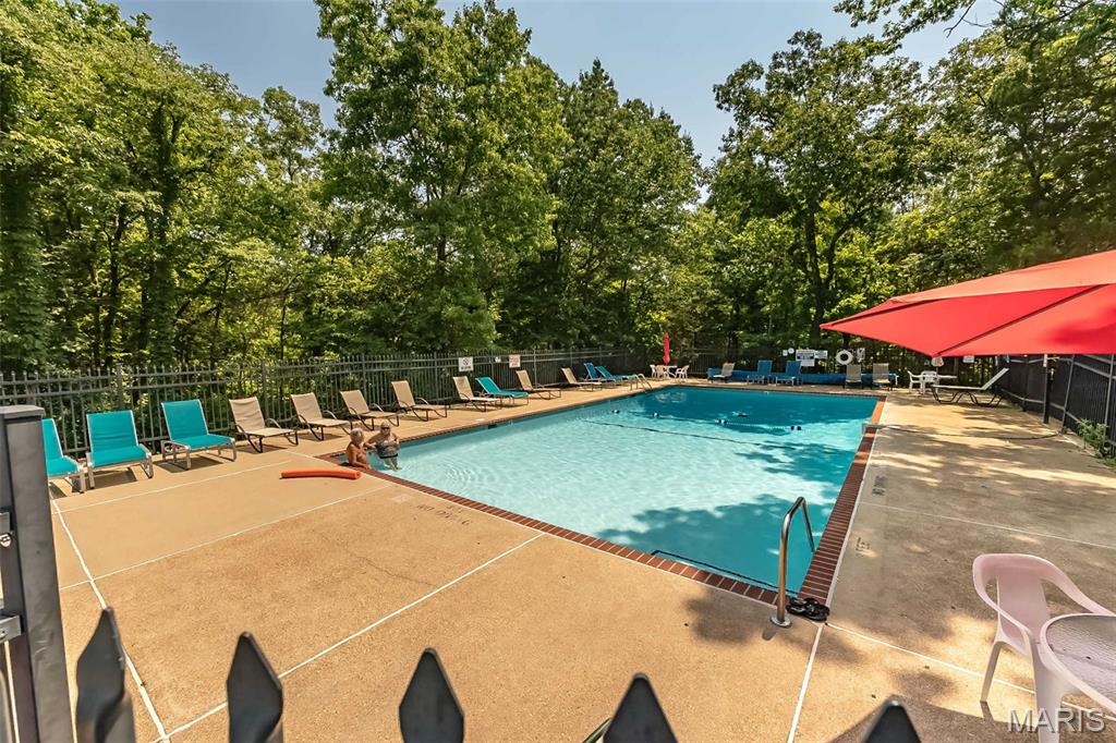 817 Woodside Trails Drive