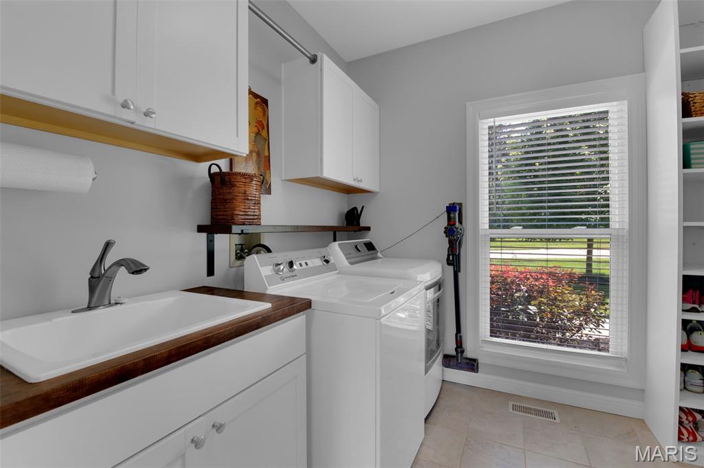 1631 Highland Valley Circle