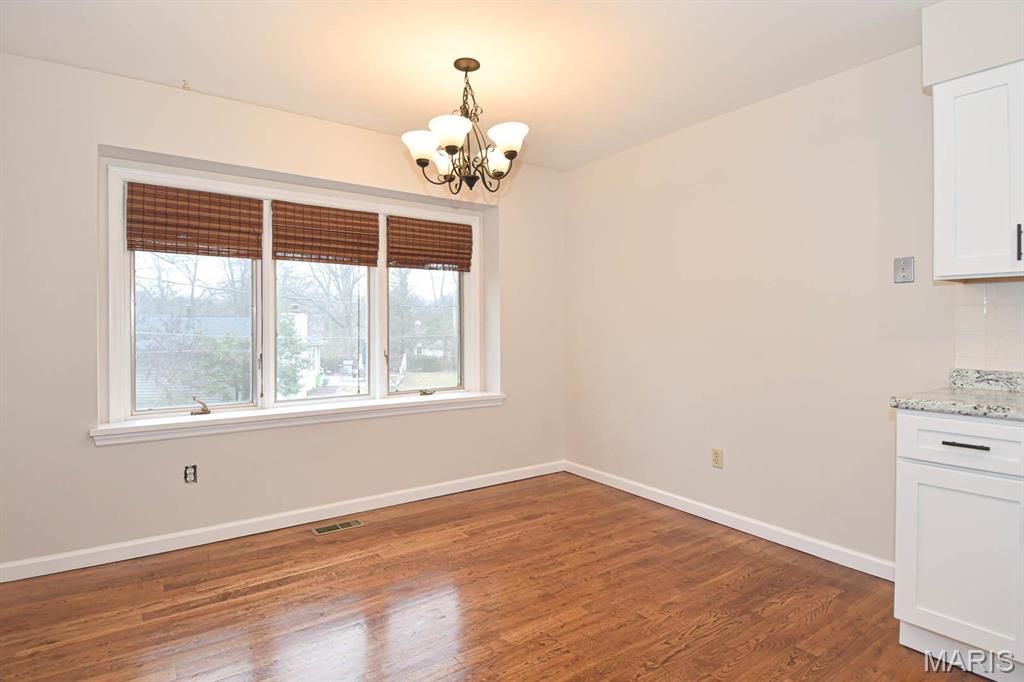 738 N Woodlawn