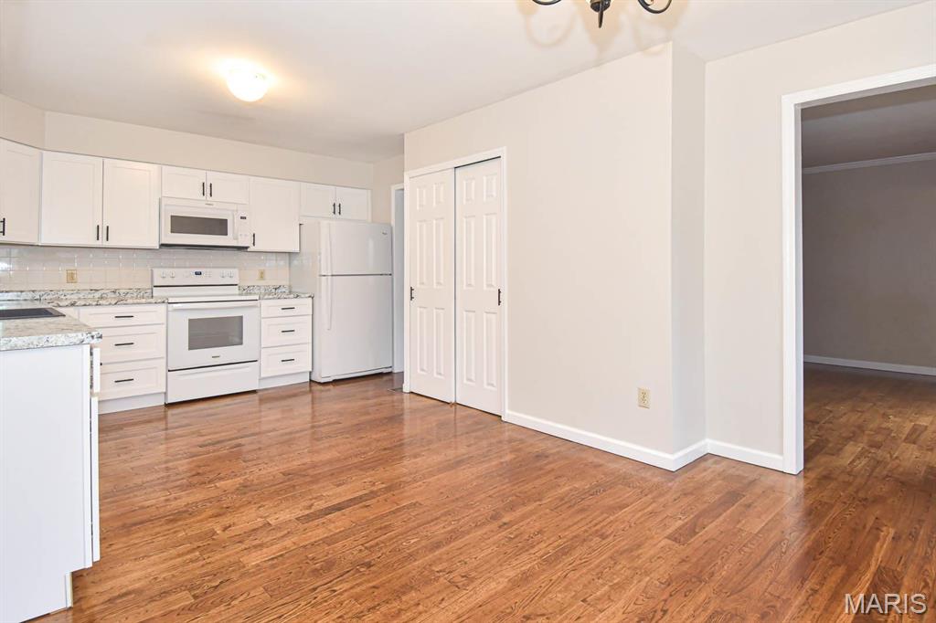 738 N Woodlawn