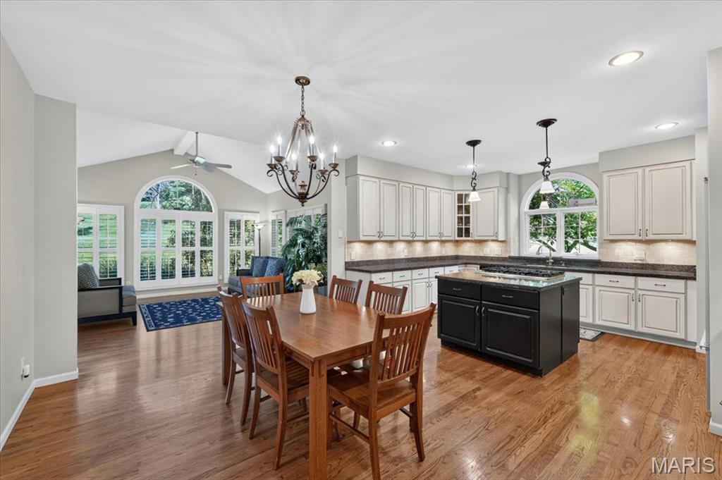 1059 Greystone Manor Parkway
