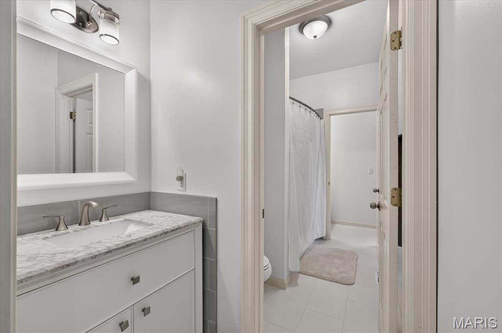 1059 Greystone Manor Parkway