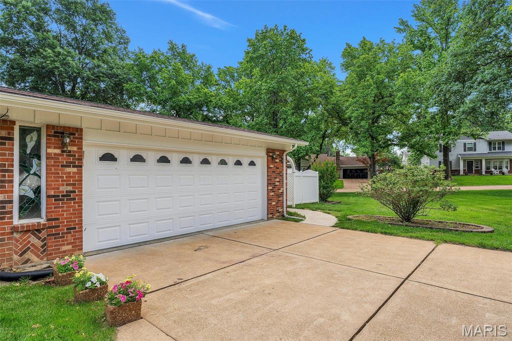1010 Dovergate Drive