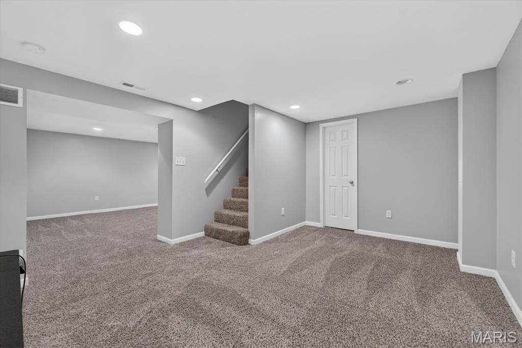 1285 Flora Lane