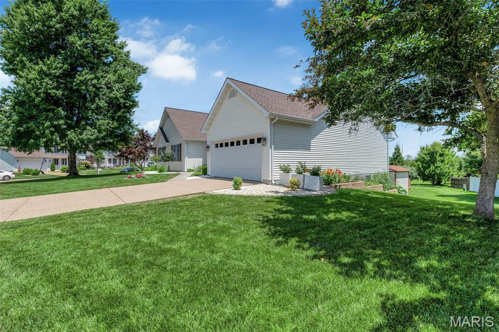 2202 Wild Pigeon Drive