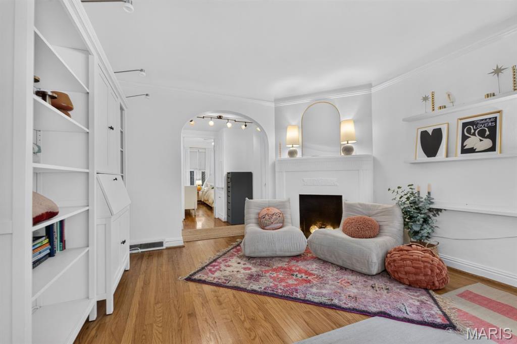 7559 Byron Place Unit: 1E