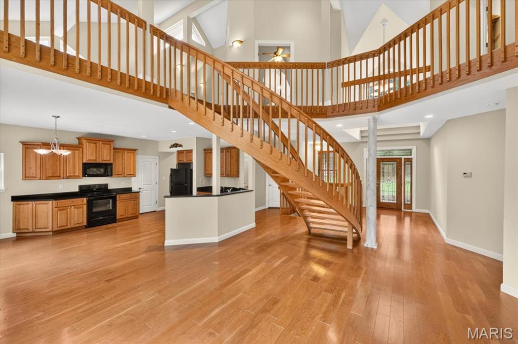 1549 Paradise Valley Drive