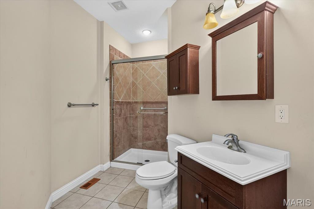 1549 Paradise Valley Drive