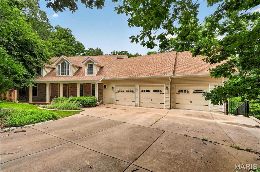 1549 Paradise Valley Drive