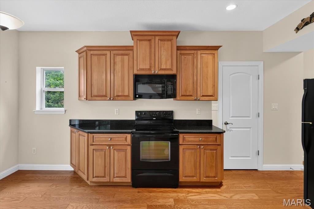 1549 Paradise Valley Drive