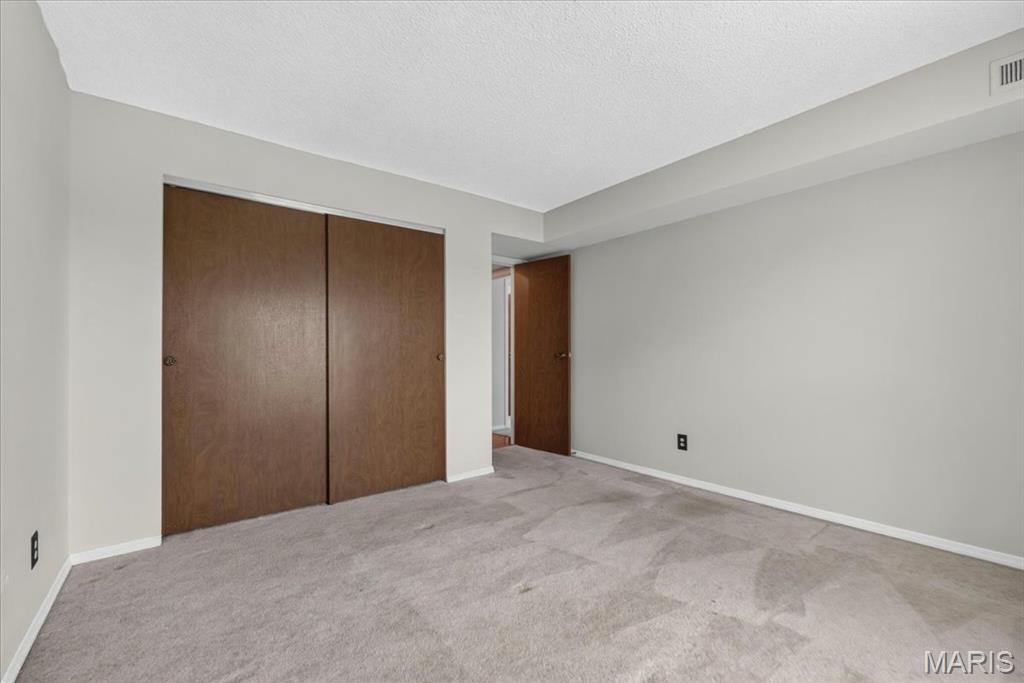 564 Sarah Lane Unit: 104