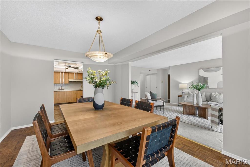 564 Sarah Lane Unit: 104
