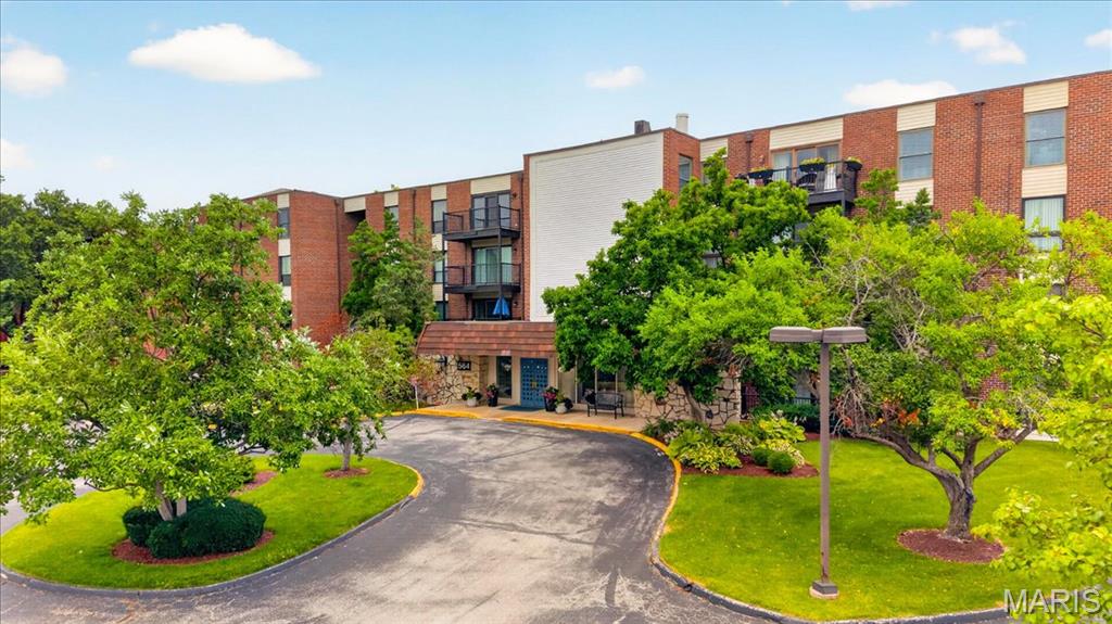 564 Sarah Lane Unit: 104