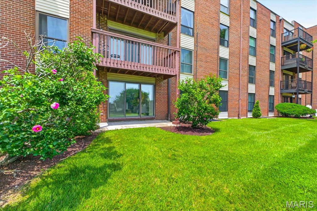 564 Sarah Lane Unit: 104