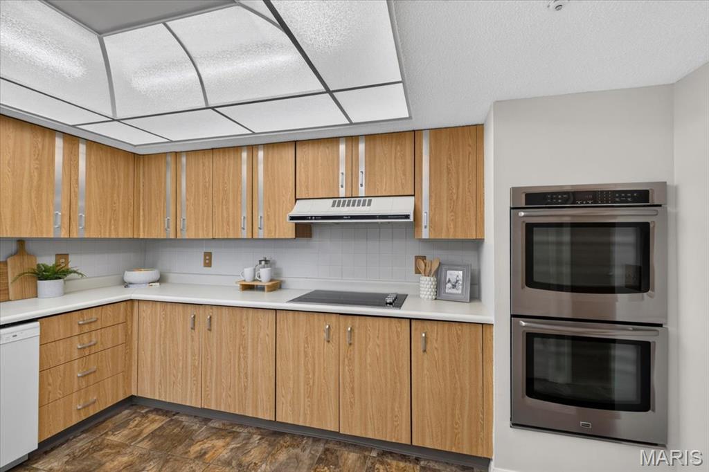 564 Sarah Lane Unit: 104