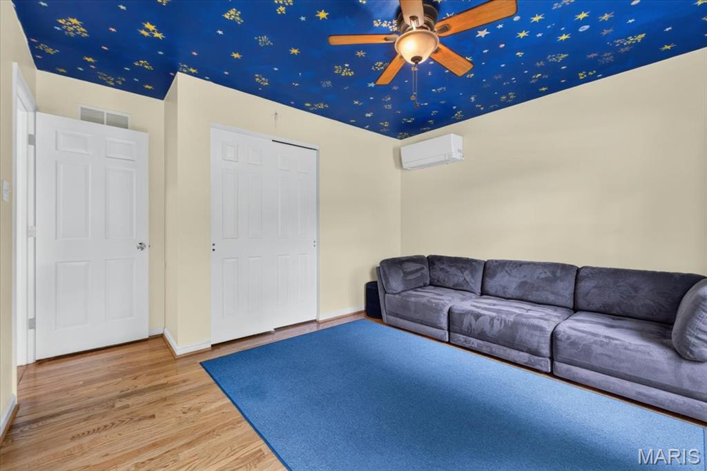 1609 Featherstone Drive