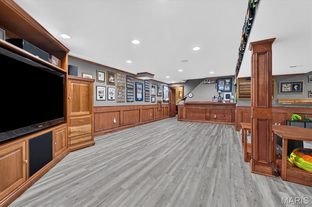 1609 Featherstone Drive