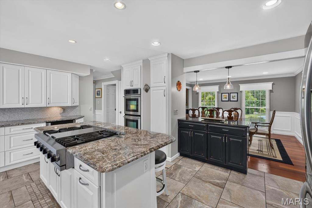 1609 Featherstone Drive