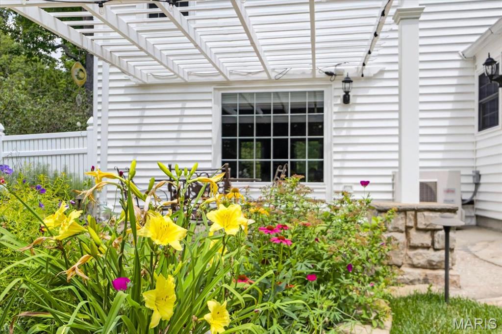 1609 Featherstone Drive