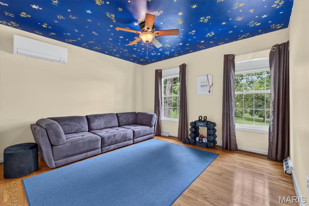 1609 Featherstone Drive