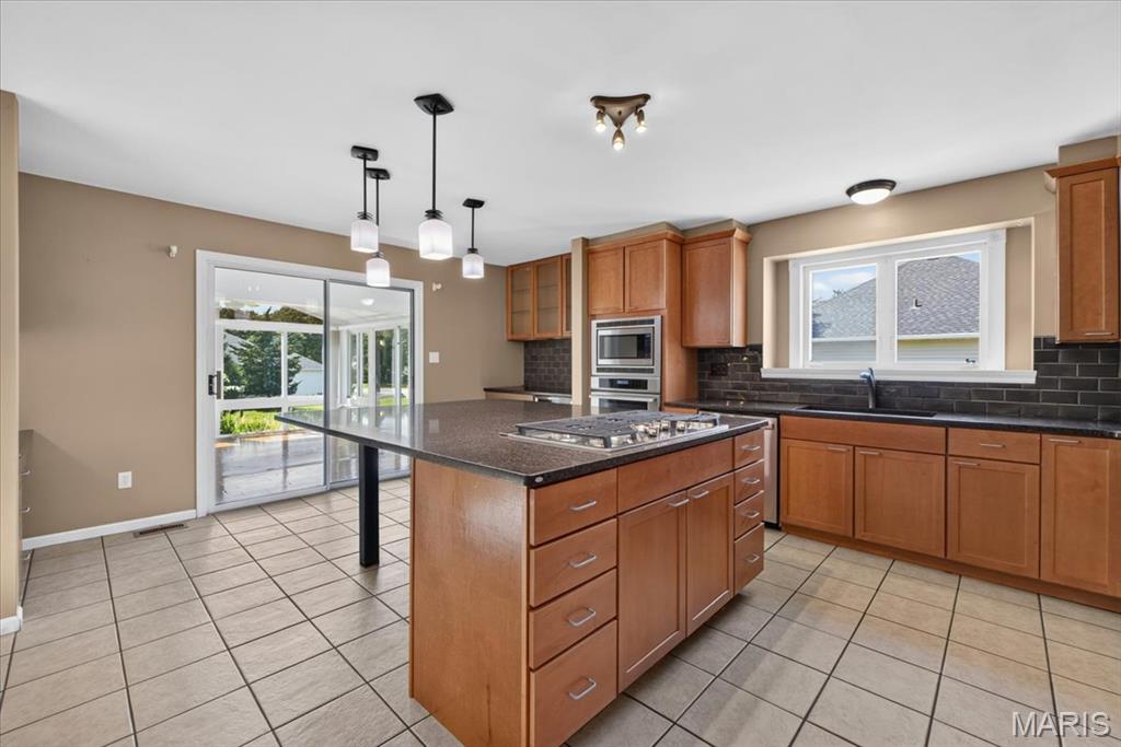 503 Malinmor Drive