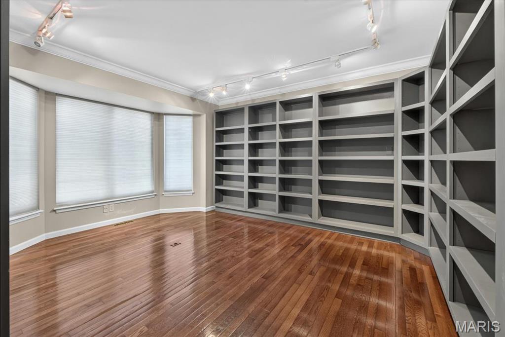 503 Malinmor Drive