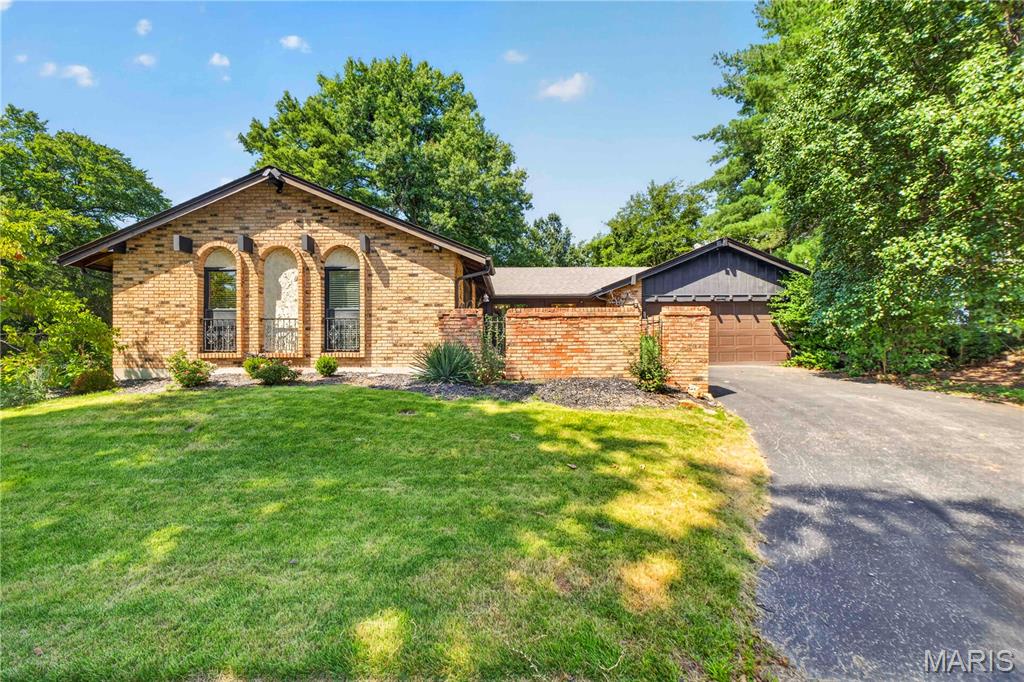 4795 Kingbird Lane