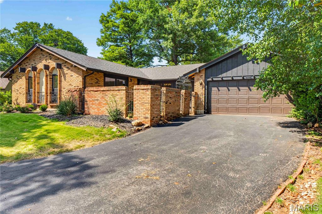 4795 Kingbird Lane