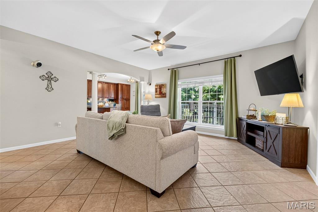 5 Monarch Trace Court Unit: 208
