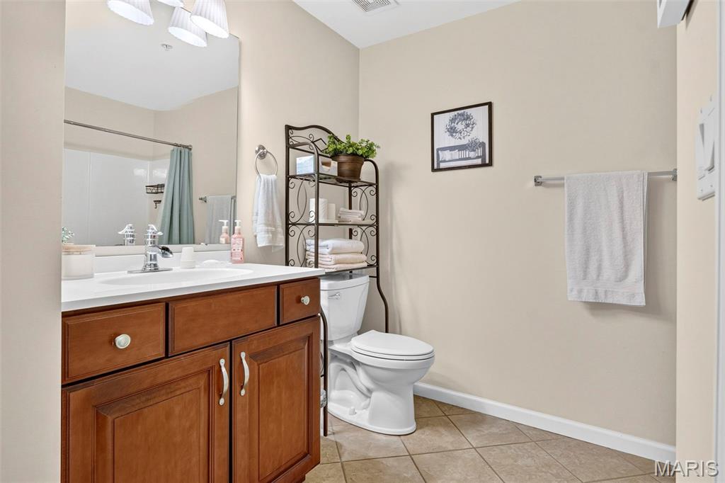 5 Monarch Trace Court Unit: 208