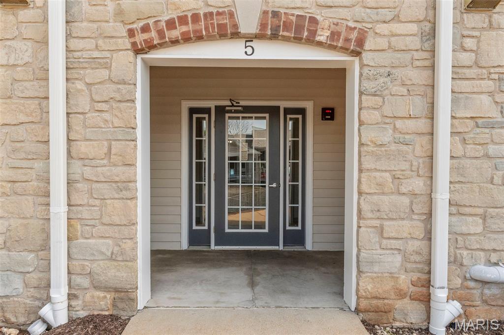 5 Monarch Trace Court Unit: 208