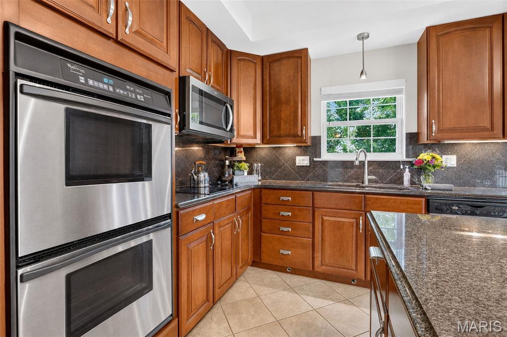 5 Monarch Trace Court Unit: 208