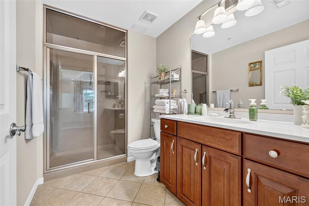 5 Monarch Trace Court Unit: 208