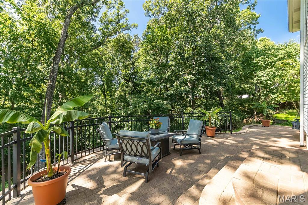 414 Arbor Glen Drive