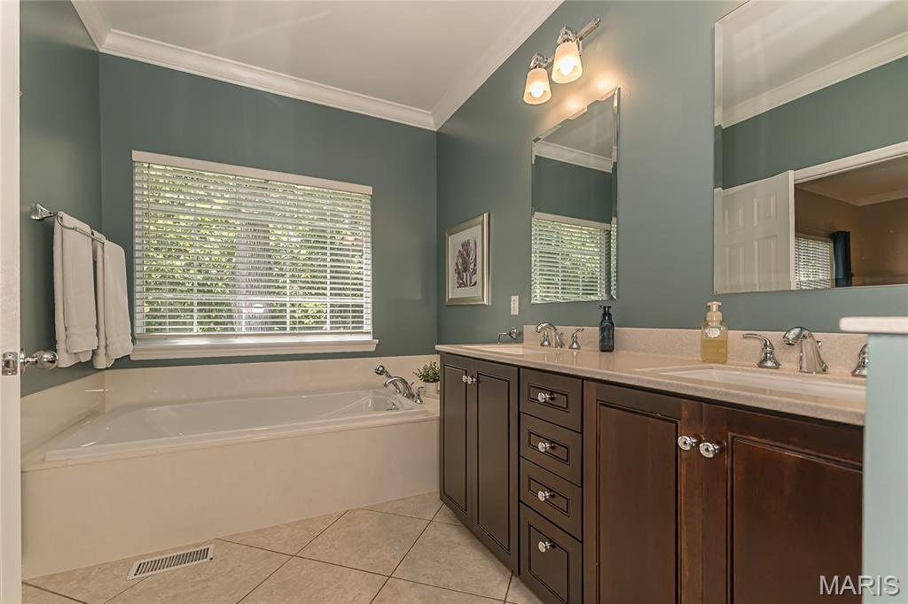 414 Arbor Glen Drive